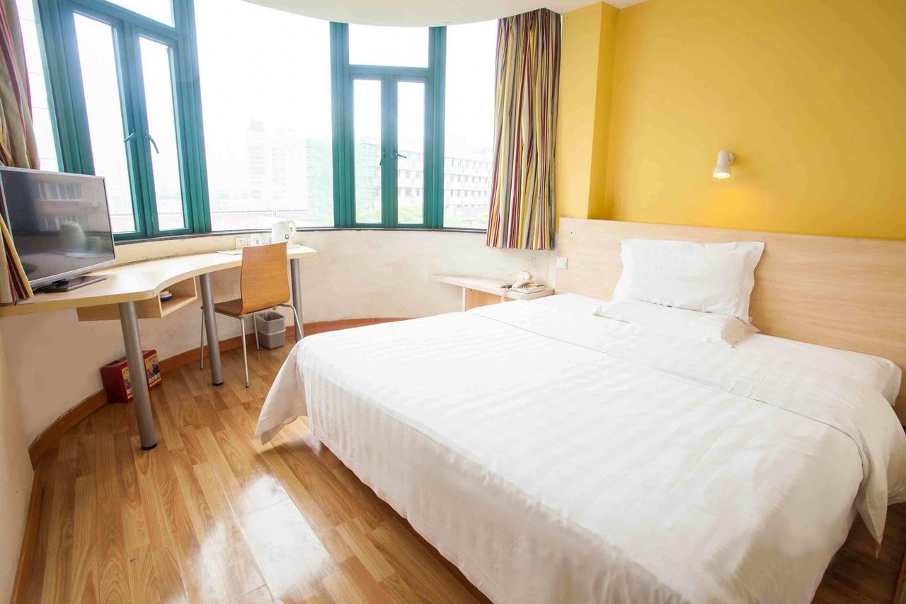 7Days Inn Guangzhou Southern Hospital Medical College Station Екстер'єр фото