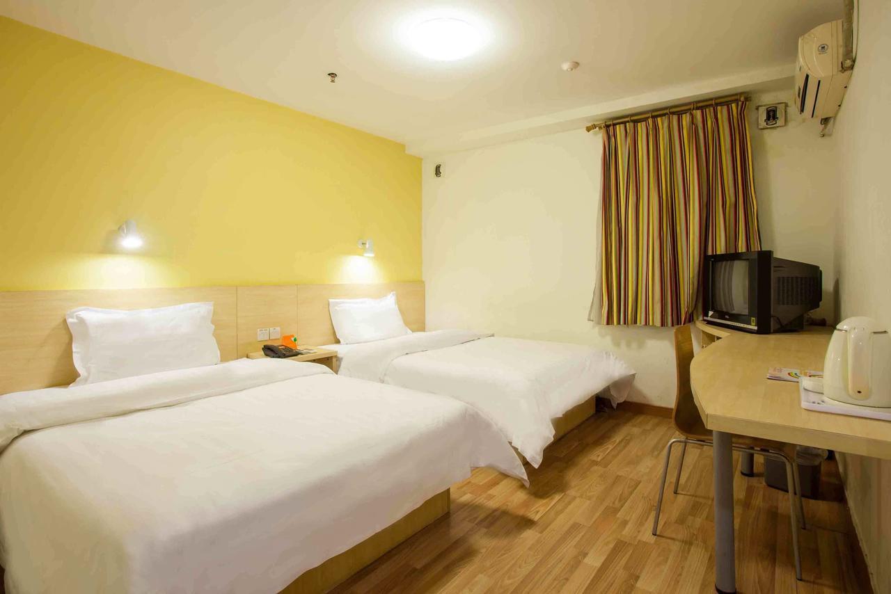 7Days Inn Guangzhou Southern Hospital Medical College Station Екстер'єр фото