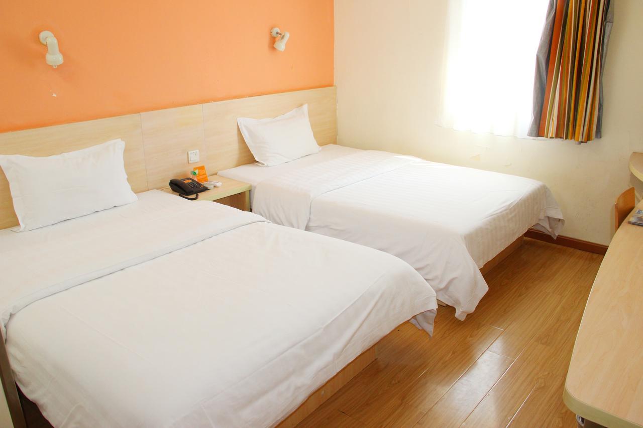 7Days Inn Guangzhou Southern Hospital Medical College Station Екстер'єр фото