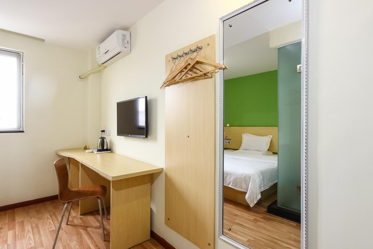 7Days Inn Guangzhou Southern Hospital Medical College Station Екстер'єр фото
